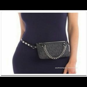Micheal Kors Fanny pack